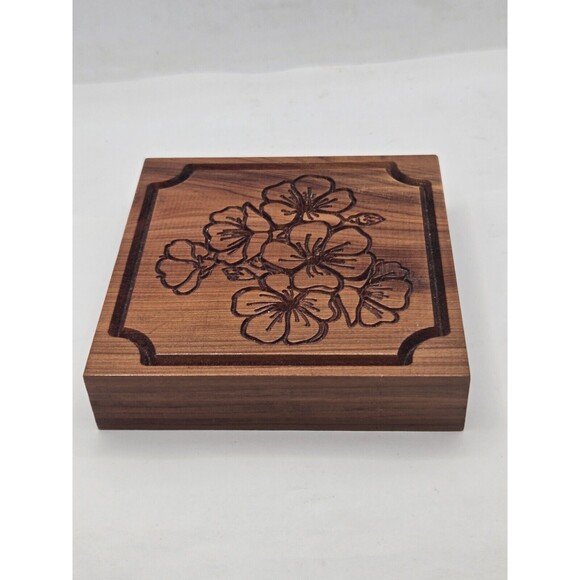 Two Crazy Dogs Cedar 4" x 4" Magnolia Carved Block Set of 3 - Picture 4 of 16